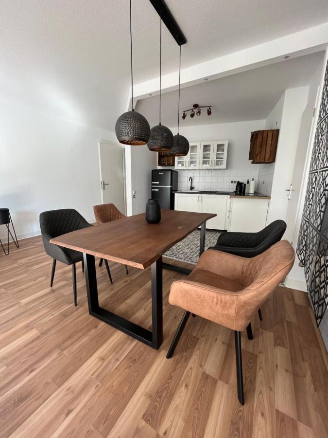 Apartamento Schoene, Neu Sanierte Unterkunft In Belebter Region Leipzig Exterior foto