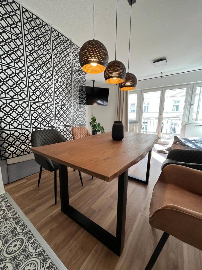 Apartamento Schoene, Neu Sanierte Unterkunft In Belebter Region Leipzig Exterior foto