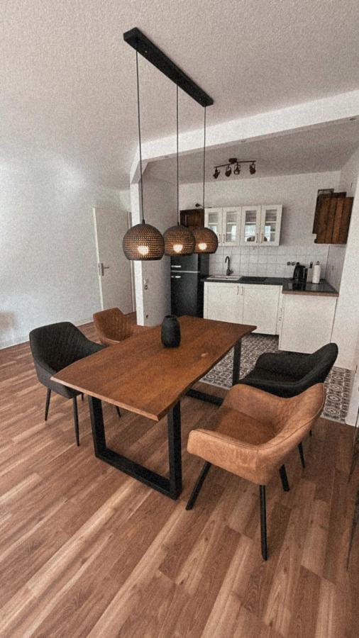 Apartamento Schoene, Neu Sanierte Unterkunft In Belebter Region Leipzig Exterior foto