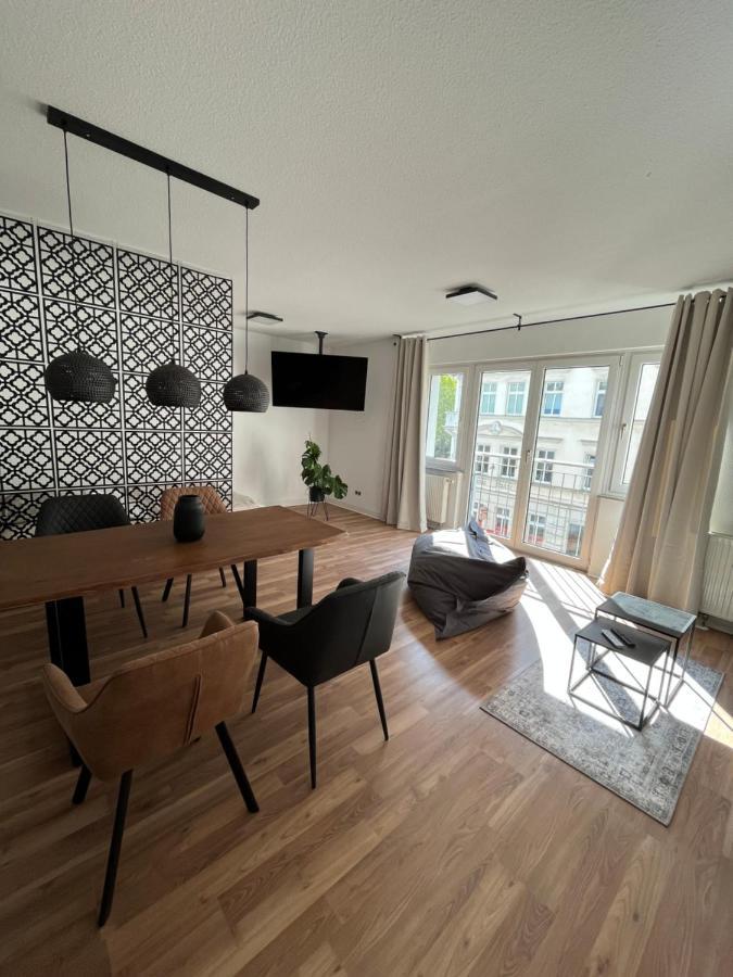 Apartamento Schoene, Neu Sanierte Unterkunft In Belebter Region Leipzig Exterior foto