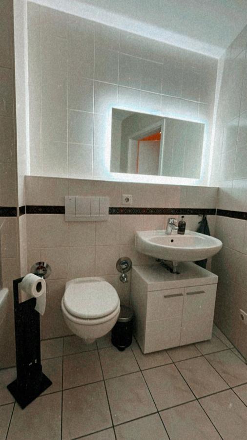 Apartamento Schoene, Neu Sanierte Unterkunft In Belebter Region Leipzig Exterior foto